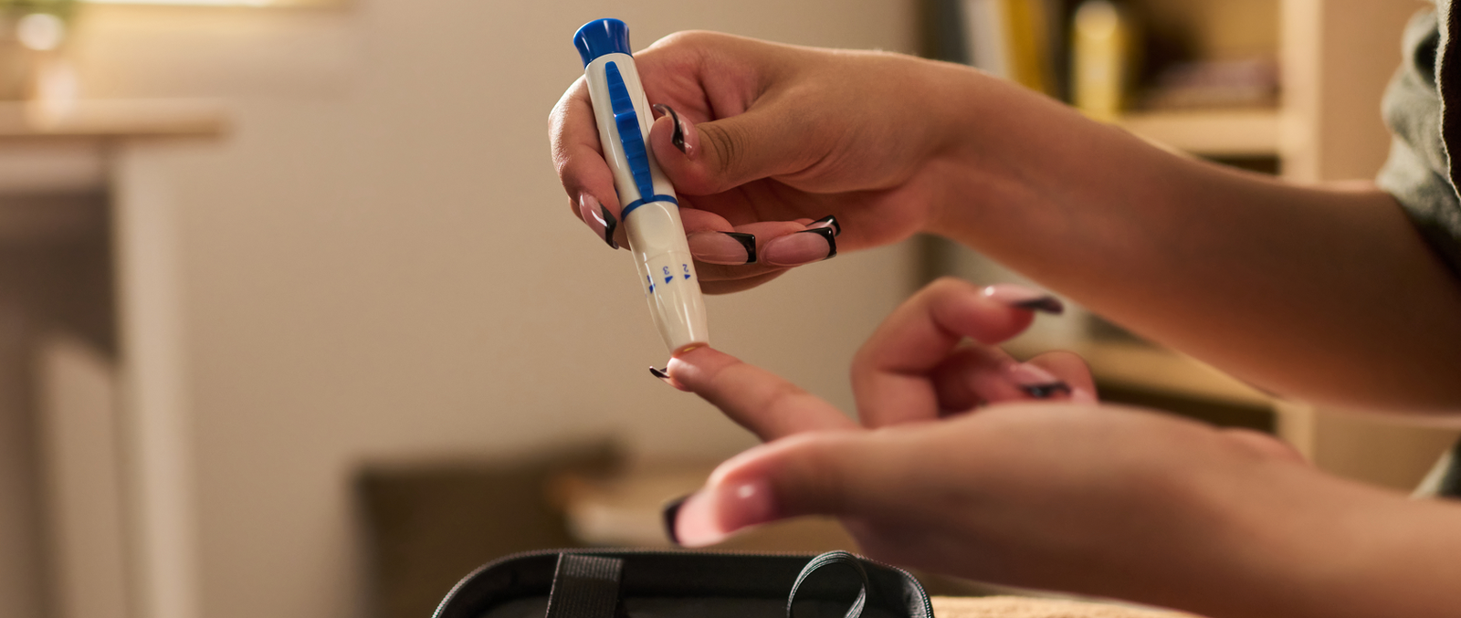 What Services Should You Expect at a Diabetes Clinic in Serilingampalle?